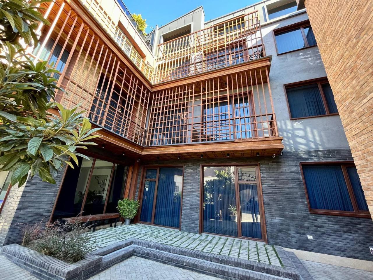 Hotel Luxin Tbilisi Zewnętrze zdjęcie