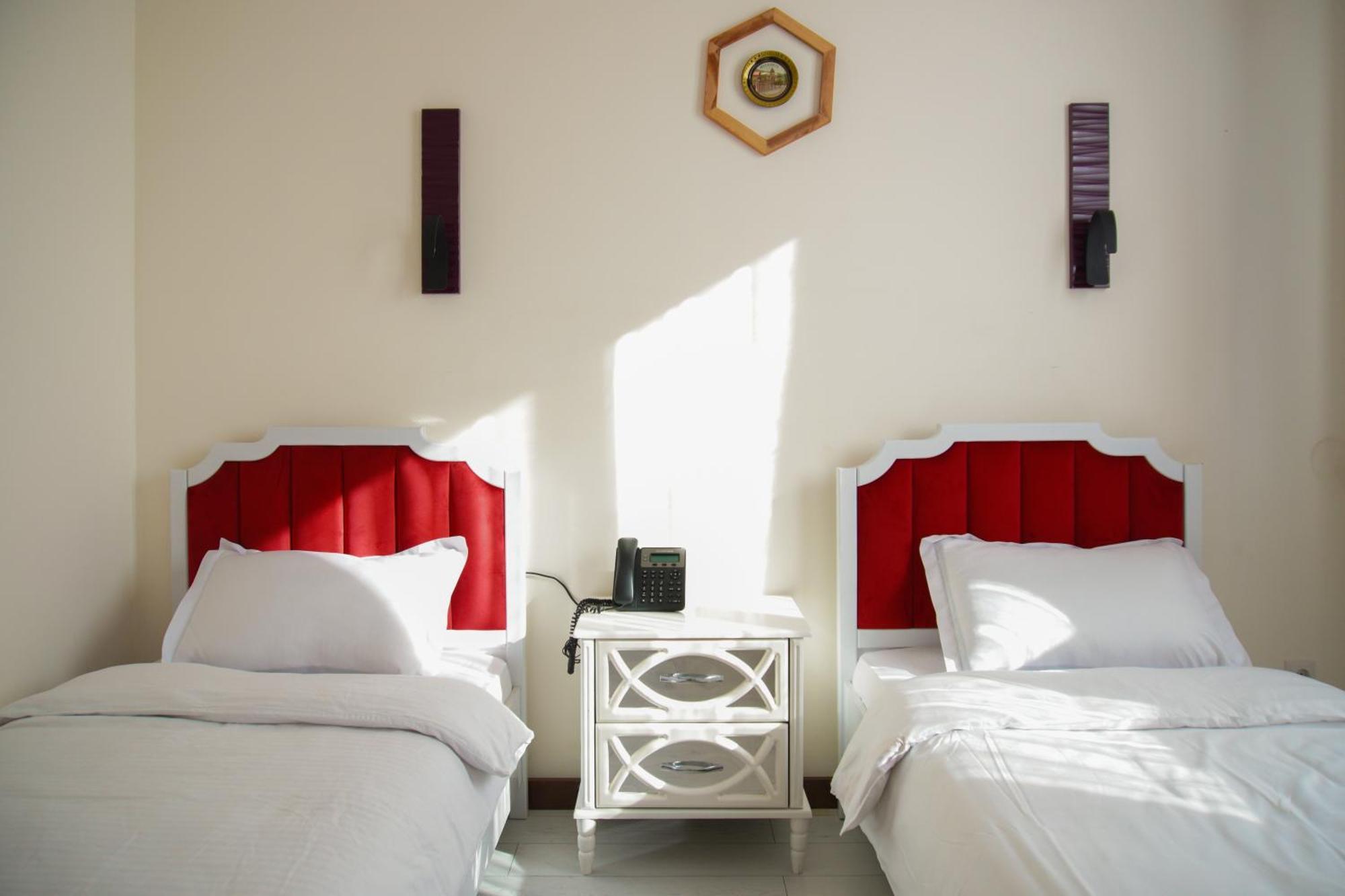 Hotel Luxin Tbilisi Zewnętrze zdjęcie