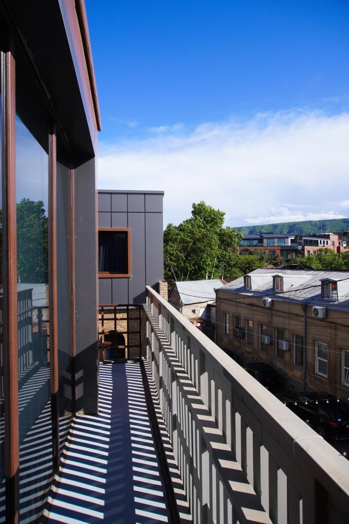 Hotel Luxin Tbilisi Zewnętrze zdjęcie