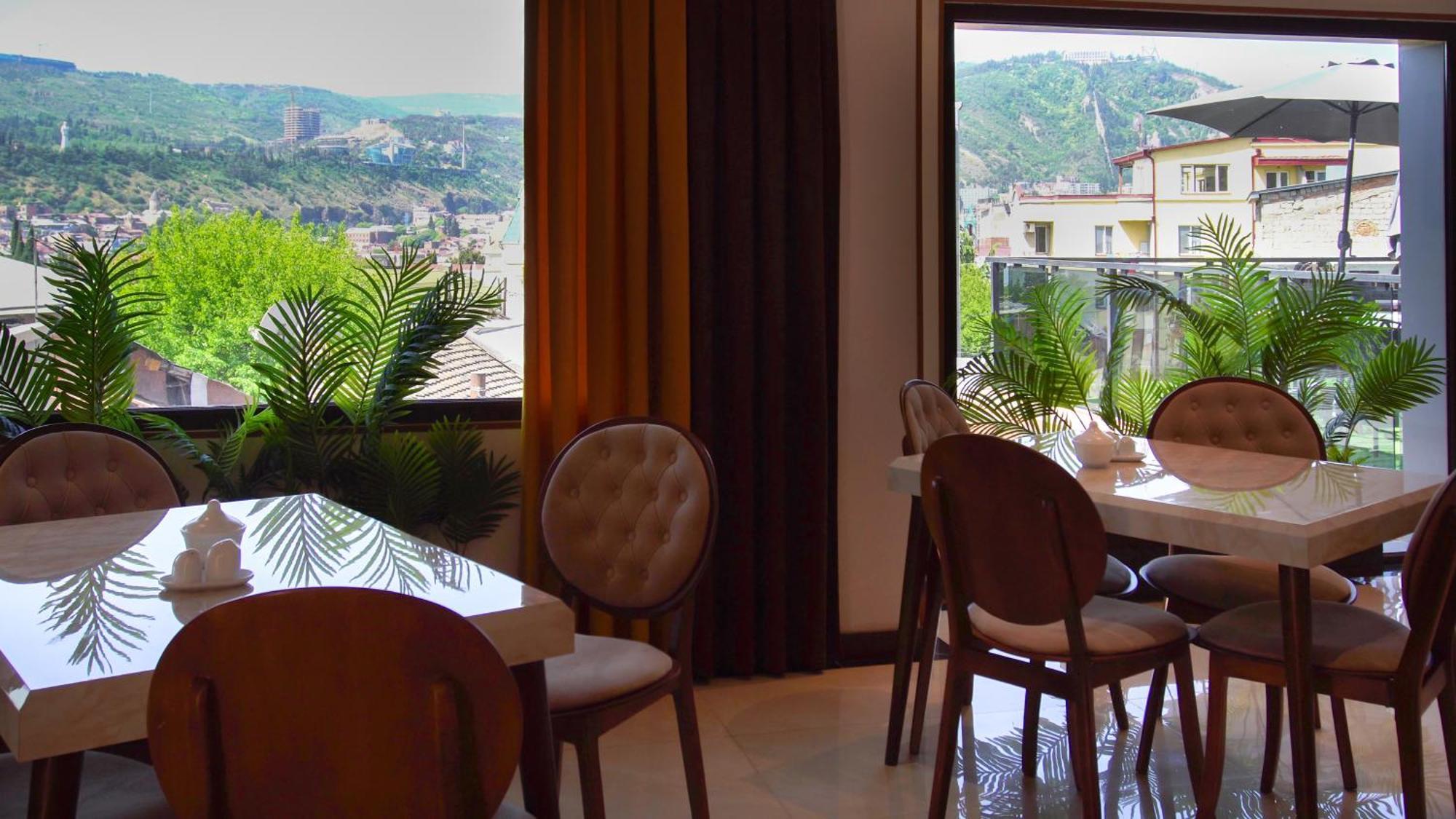 Hotel Luxin Tbilisi Zewnętrze zdjęcie